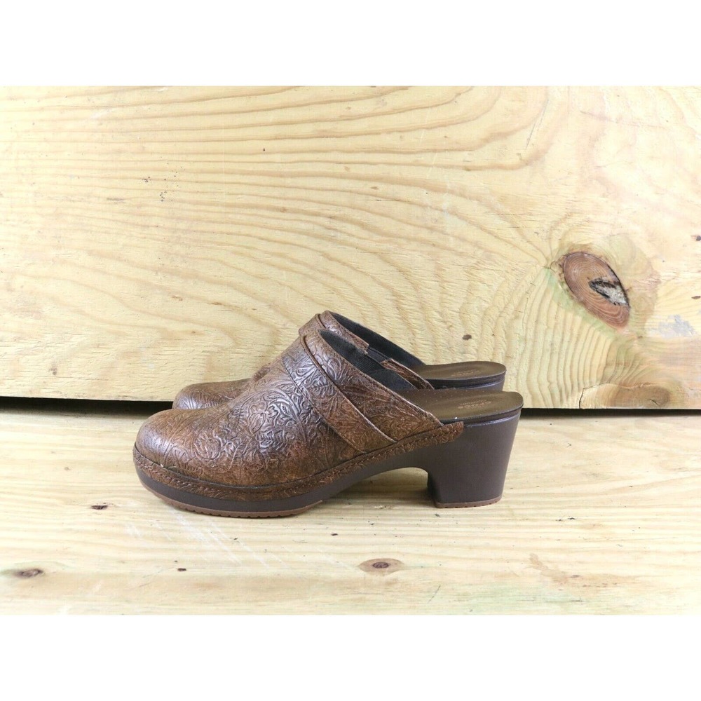 New Crocs Clogs Womens Sz11 Triple Dual Comfort Tooled Brown Shoes Flats Comfort